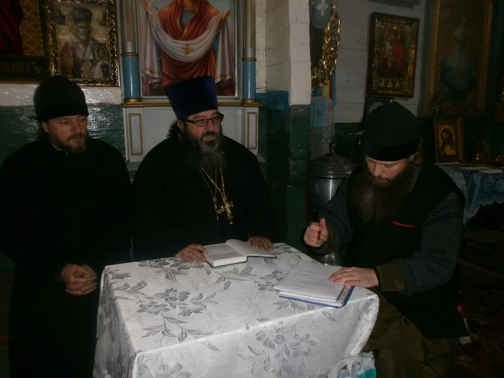 У храмі Різдва Пресвятої Богородиці с. Озадівки звершено молебень за мир
