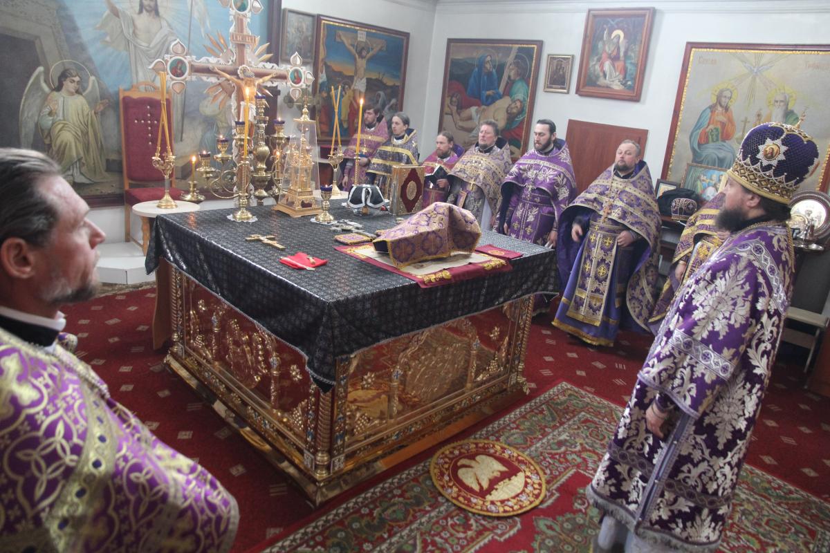 Баранівка. Сповідь священослужителів Баранівського благочиння.