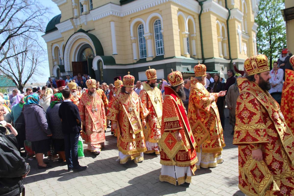 Городниця. Архієпископ Никодим взяв участь у торжествах з нагоди Престольного свята Георгієвської обителі!