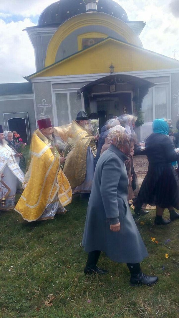 Престольне свято у селі Скраглівці: вшанування пам’яті Святого Апостола і Євангеліста Іоанна Богослова