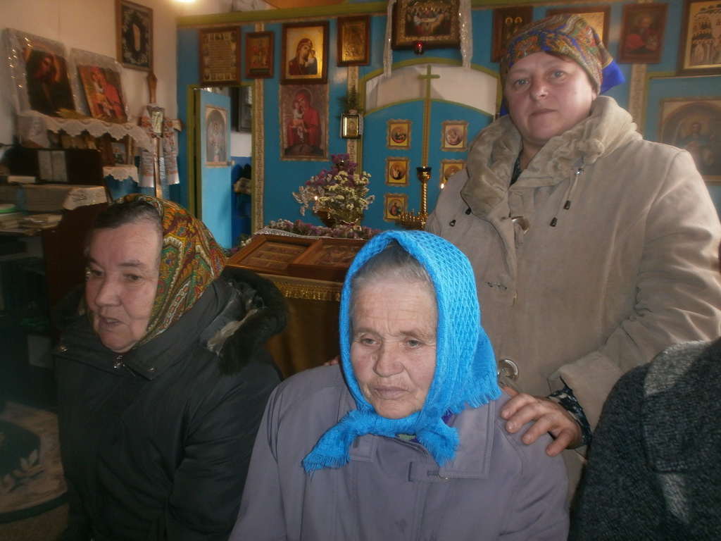 Божественна Літургія у храмі Різдва Пресвятої Богородиці с. Красівки: з молитвою за мир в Україні