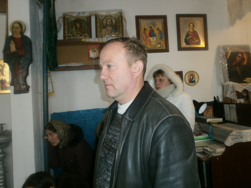 Божественна Літургія у храмі Різдва Пресвятої Богородиці с. Красівки: з молитвою за мир в Україні