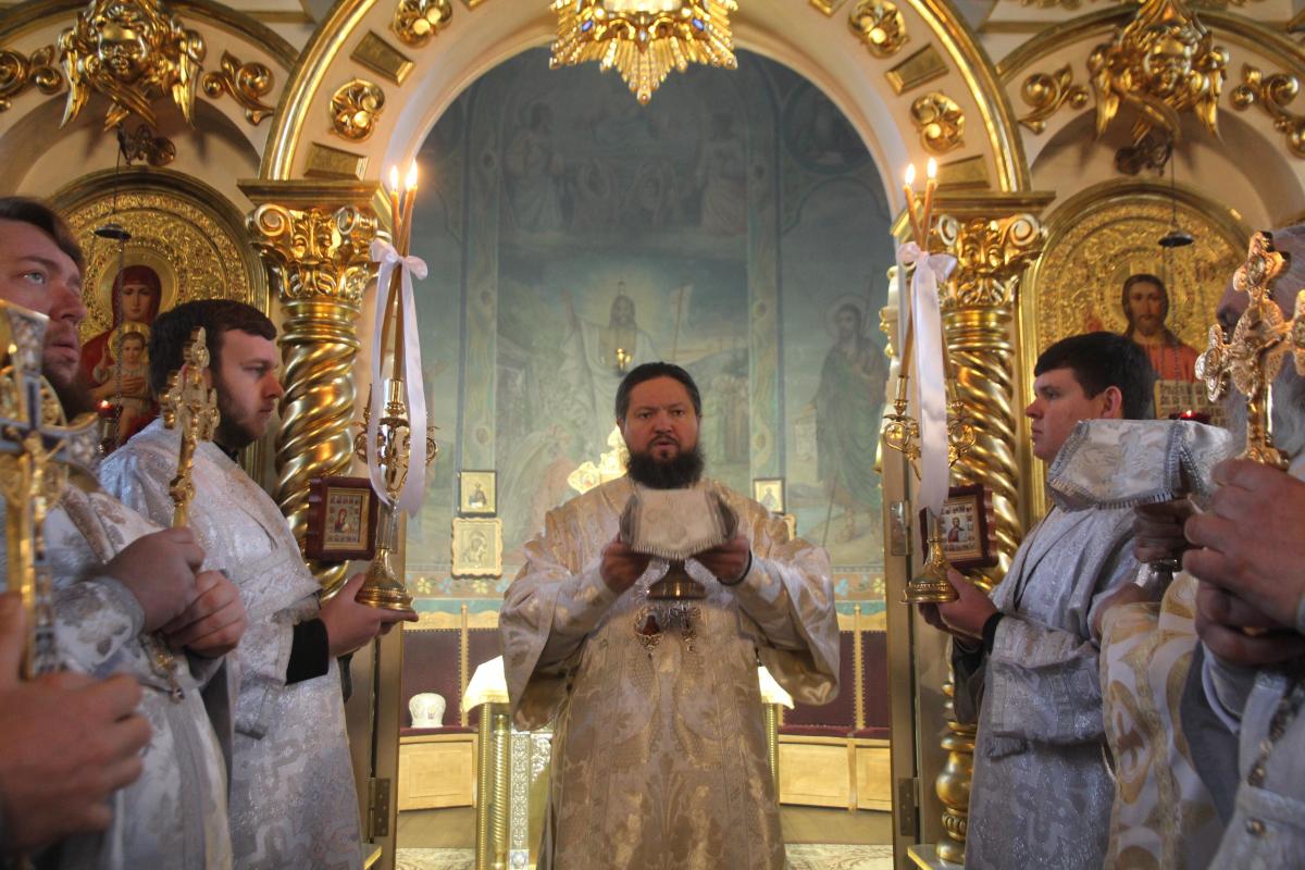 Архієпископ Никодим привітав братію Спасо-Преображенського Тригірського монастиря із Різдвом Христовим!