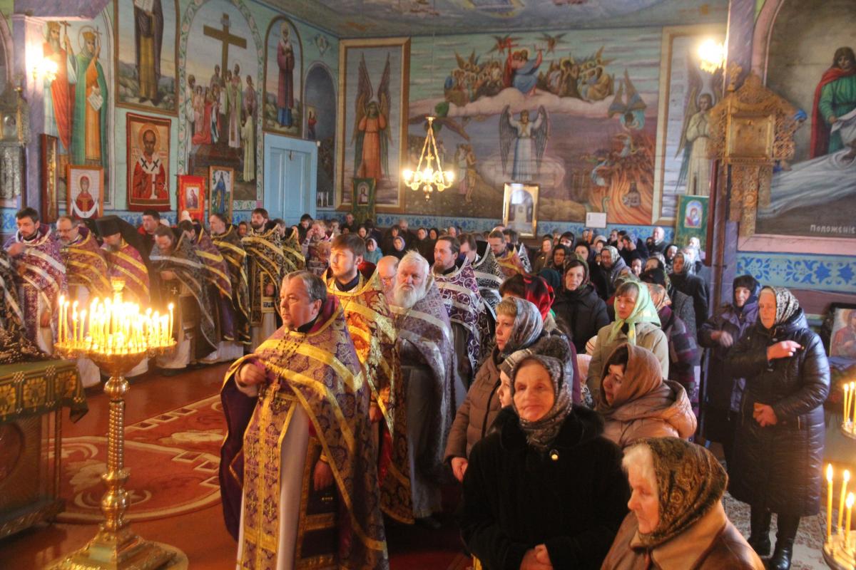Вереси. Літургія Напередосвячених Дарів архієрейським чином.