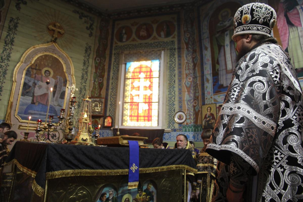 Вереси. Літургія Напередосвячених Дарів архієрейським чином.