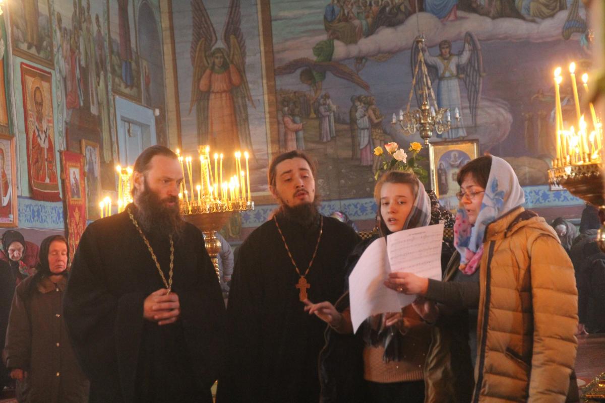 Вереси. Літургія Напередосвячених Дарів архієрейським чином.