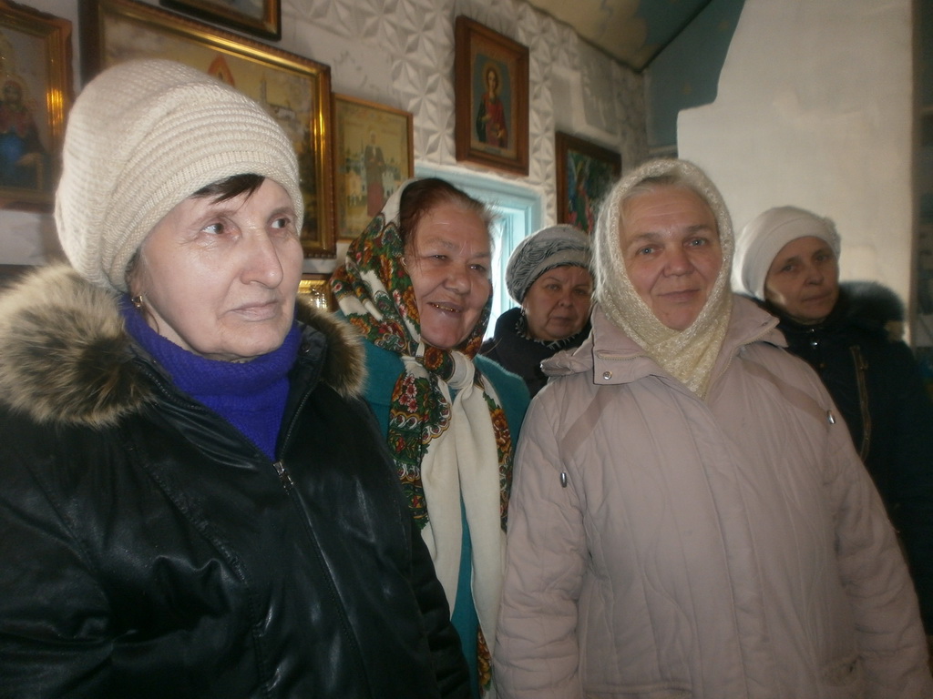 Молебень за мир у Свято-Хрестовоздвиженському храмі села Великої П’ятигірки