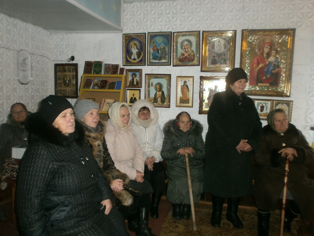 Молебень за мир у Свято-Хрестовоздвиженському храмі села Великої П’ятигірки