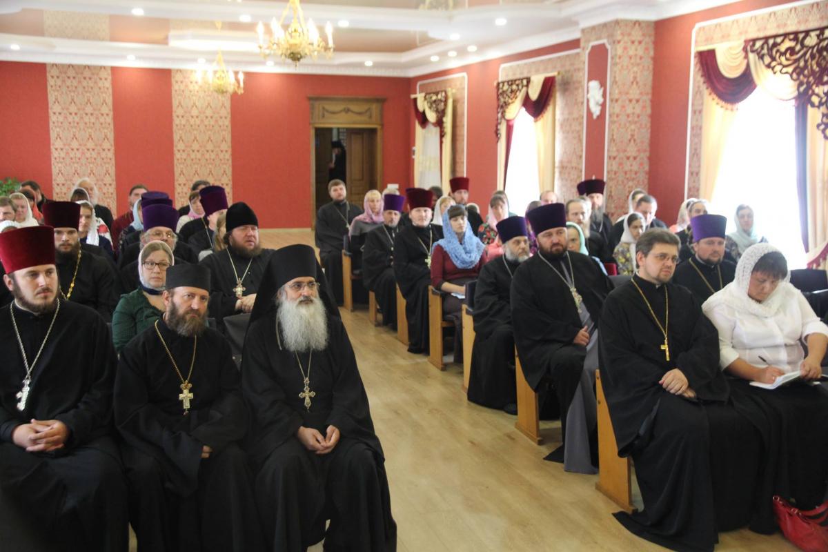 У Житомирі відбувся Семінар Місії Синодального відділу УПЦ у справах сім'ї під назвою