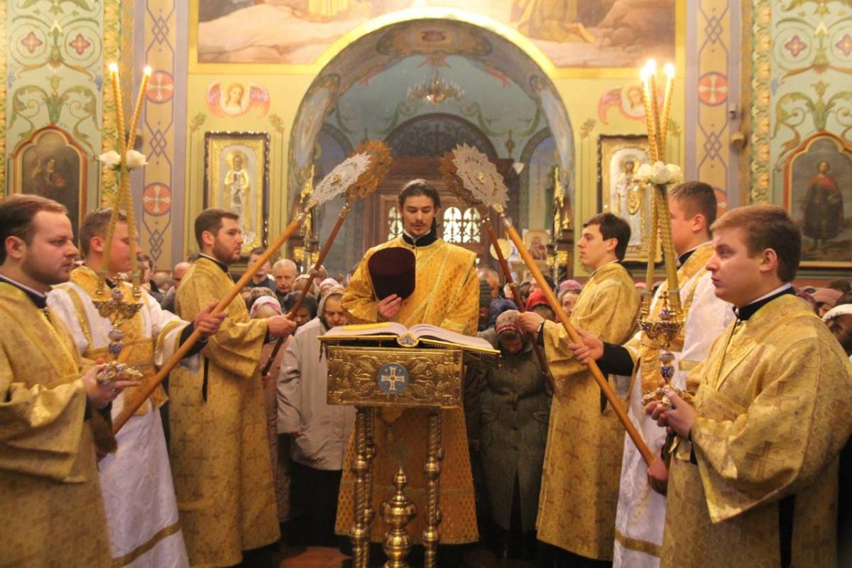ВОЛИНЬ. Житомирський архіпастир взяв участь у святкуванні 1025-річчя утворення древньої Володимир-Волинської єпархії.