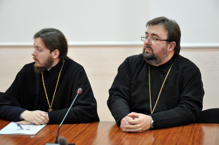 Архієпископ Никодим взяв участь у засіданні Ради Церков!