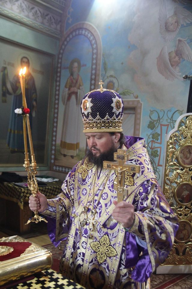 Хрестопоклонна Неділя. Божественна літургія та освячення Поклонного Хреста на території Успенського собору міста Житомира!