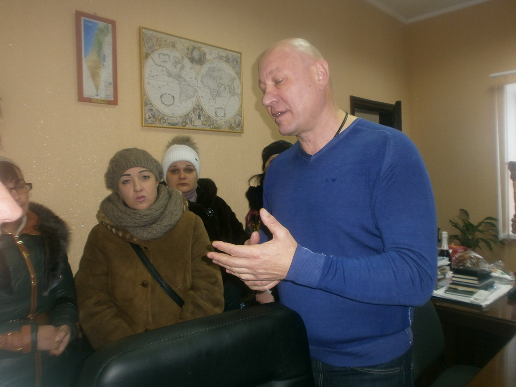 У Бердичеві вихованці Недільної школи «Іскринка» при храмі ікони Божої Матері «Цілителька» тішили жителів колядками