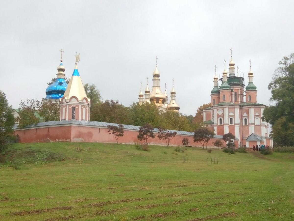 Парафіяни Свято-Петропавлівського храму с. Реї здійснили паломницьку подорож святими місцями України