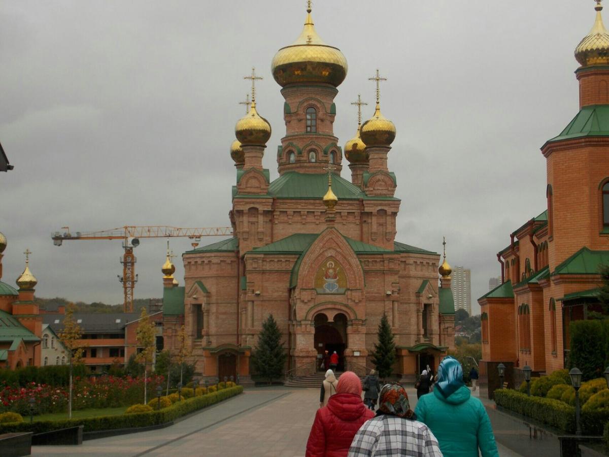 Парафіяни Свято-Петропавлівського храму с. Реї здійснили паломницьку подорож святими місцями України