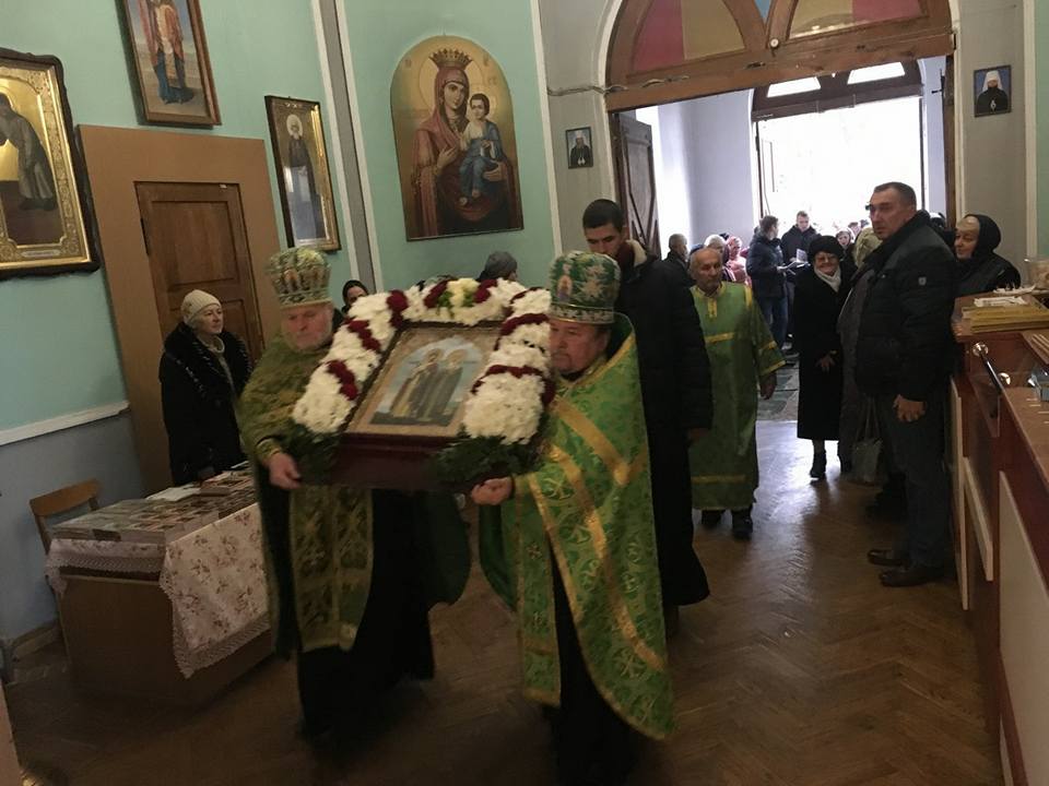 У Житомирі перебуває часточки мощей святих благовірних Петра і Февронії!