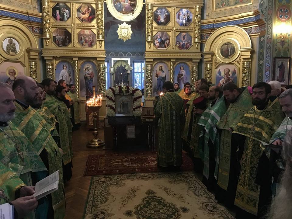 У Житомирі перебуває часточки мощей святих благовірних Петра і Февронії!