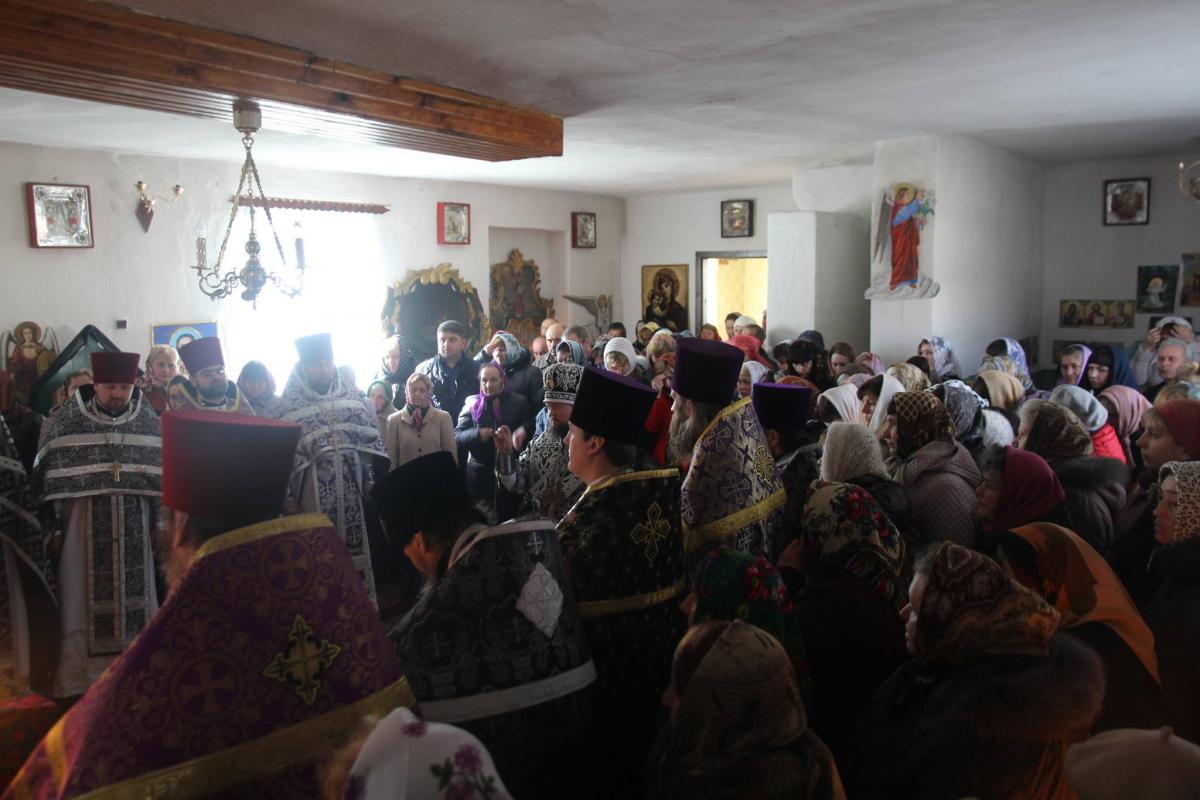 Сповідь священиків Новоград-Волинського благочиння відбулась у с. Чижівка.