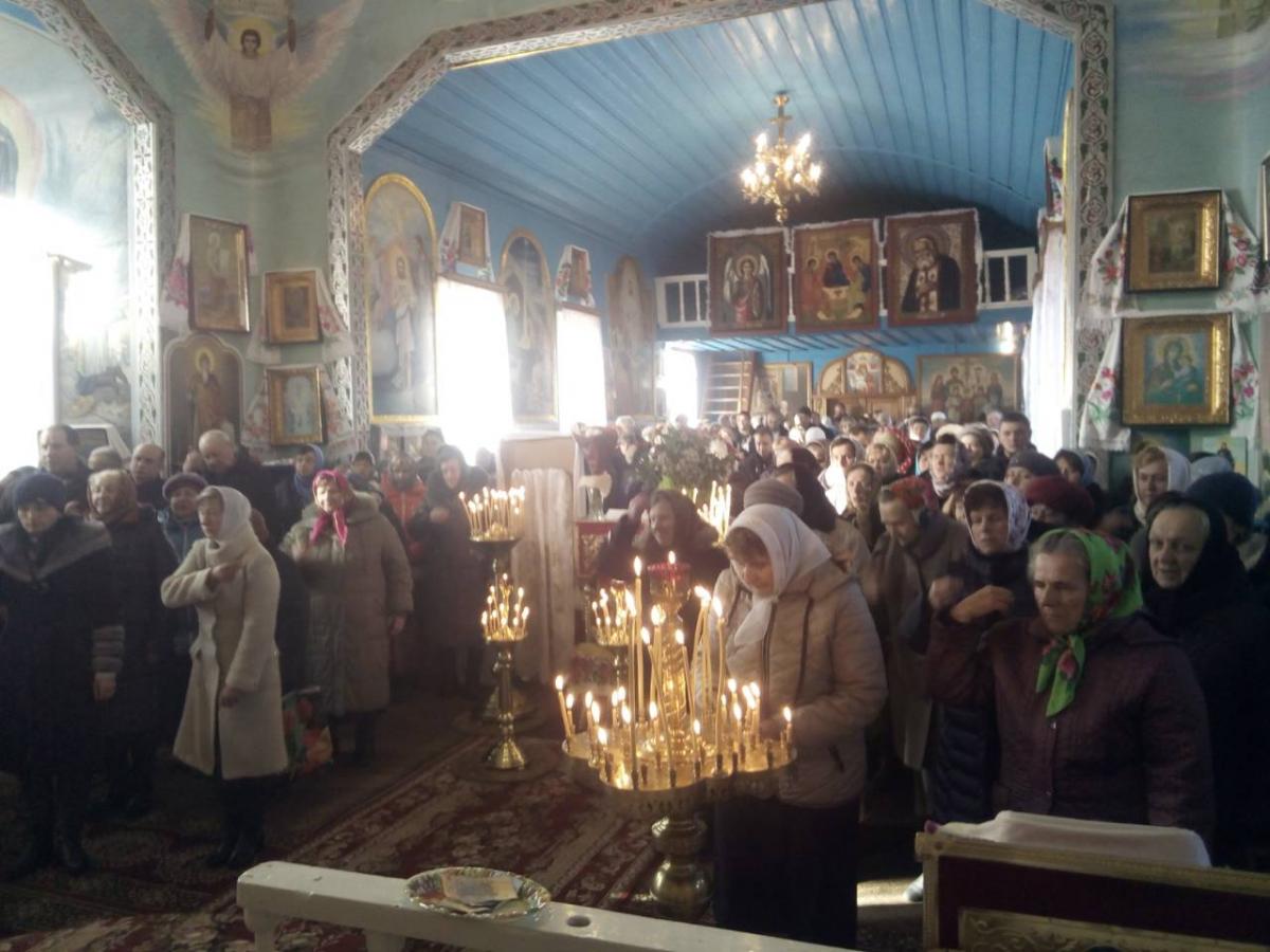 РАДУЙСЯ, МИХАЇЛЕ, ВЕЛИКИЙ АРХІСТРАТИЖЕ, З УСІМА НЕБЕСНИМИ СИЛАМИ...