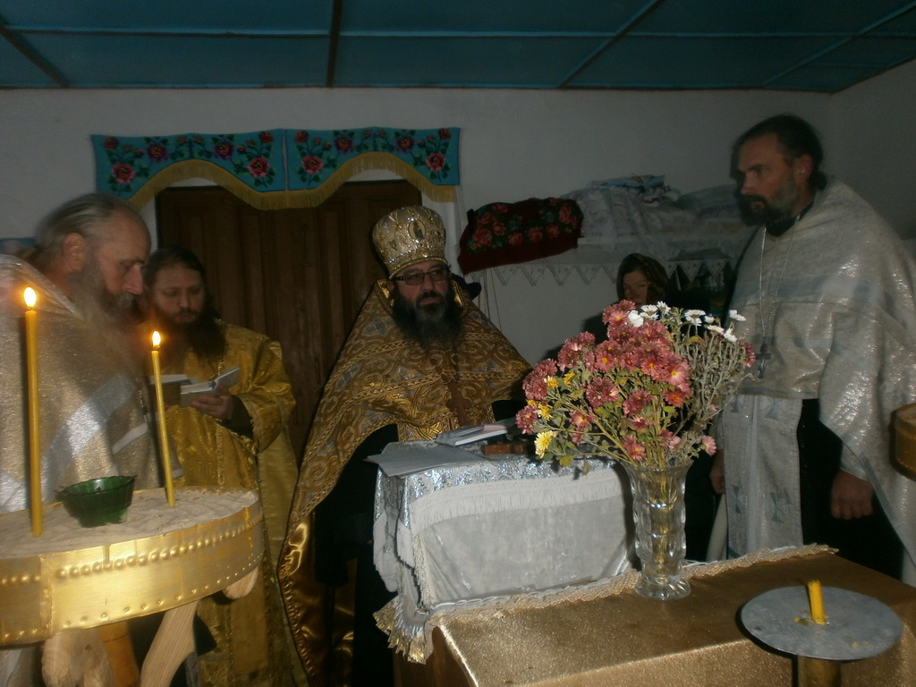 Богослужіння у храмі Різдва Іоанна Предтечі: з молитвою про мир у серці