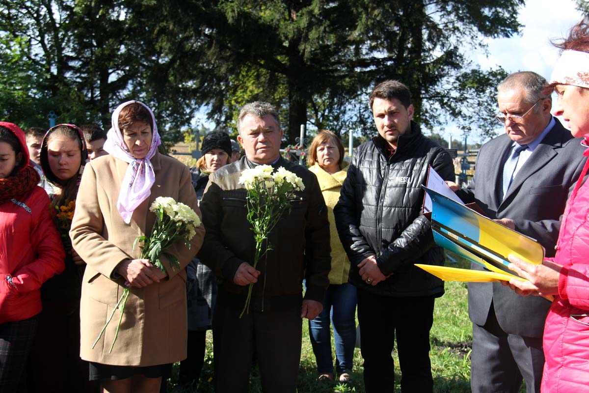 Божественна літургія в селі Лебединці.