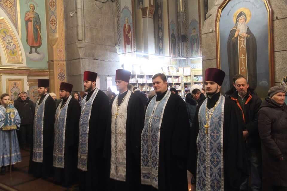 Архієрейське богослужіння в день свята Введення Богоматері у храм!.