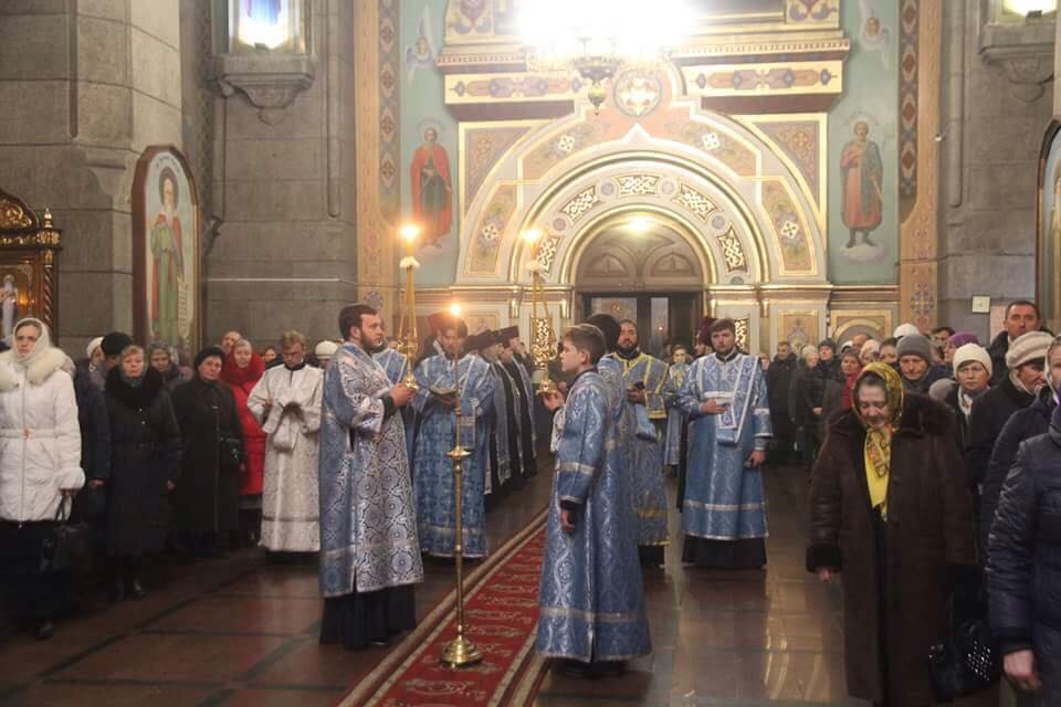Архієрейське богослужіння в день свята Введення Богоматері у храм!.