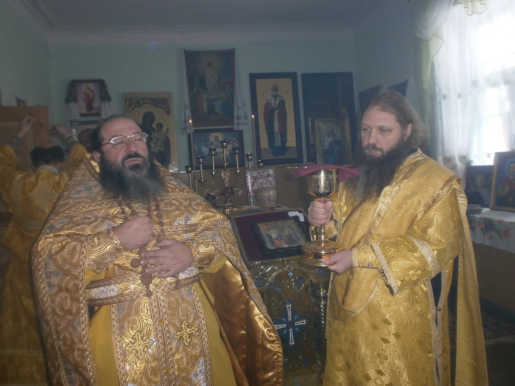 У Свято-Михайлівському храмі села Маркушів звершено соборну Божественну Літургію