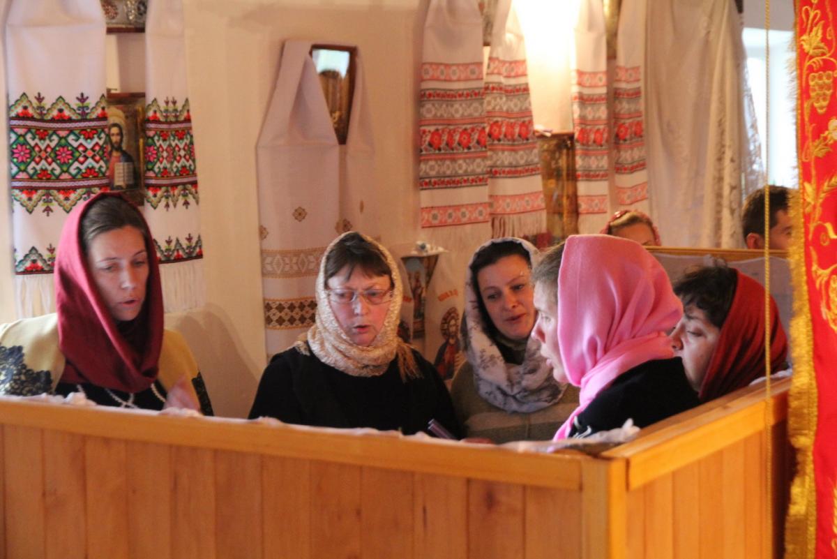 Архієрейський візит у Любарське благочиння: освячення храму у Малому Браталові!
