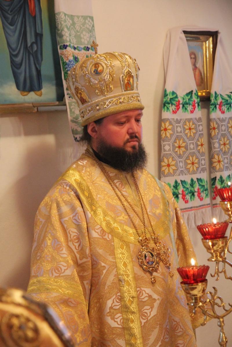 Архієрейський візит у Любарське благочиння: освячення храму у Малому Браталові!