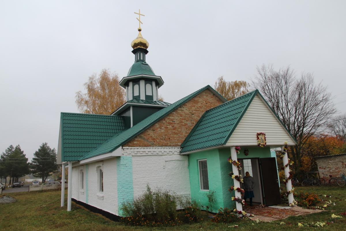 Архієрейський візит у Любарське благочиння: освячення храму у Малому Браталові!