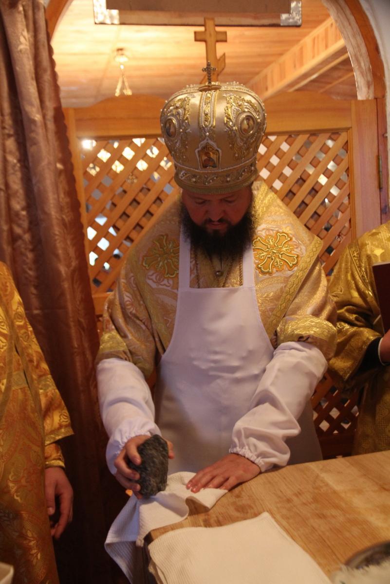 Архієрейський візит у Любарське благочиння: освячення храму у Малому Браталові!