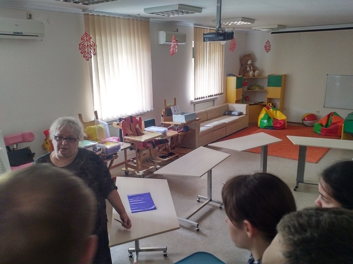 Молодіжна організація «Преображення» відвідала благодійний фонд «Міссія в Україну»