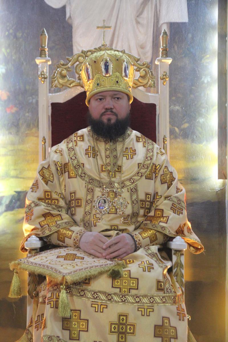 Архієрейська літургія у Свято-Успенському архієрейському соборі Житомира!
