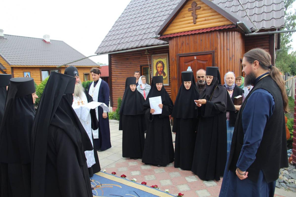 Митрополит Никодим відвідав Вільхівський Спасо-Покровський монастир!