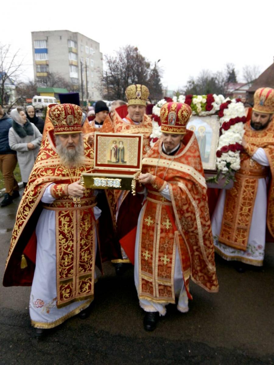 Чесні мощі благовірних Петра та Февронії відвідали Попільнянське благочиння!