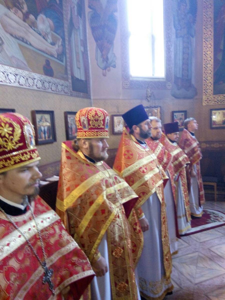 Чесні мощі благовірних Петра та Февронії відвідали Попільнянське благочиння!