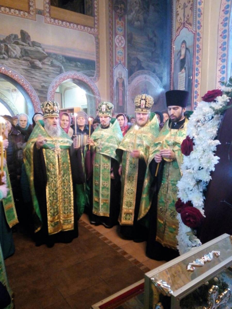 Чесні мощі благовірних Петра та Февронії відвідали Попільнянське благочиння!