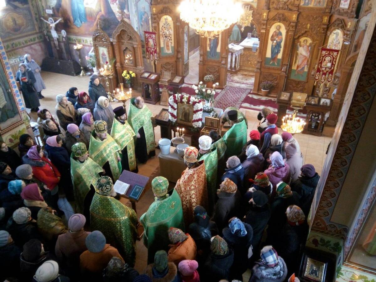 Чесні мощі благовірних Петра та Февронії відвідали Попільнянське благочиння!
