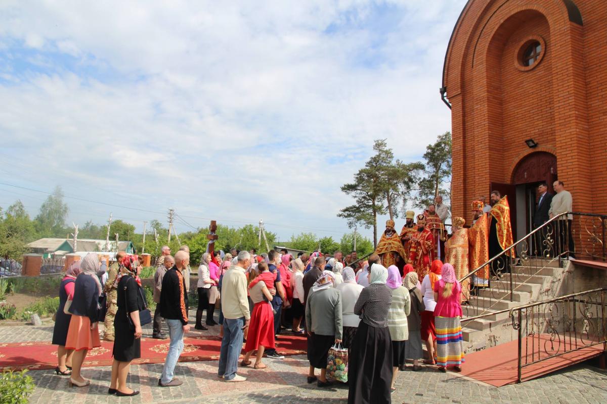 Відданя свята Пасхи. Архієрейська молитва в Озерному!