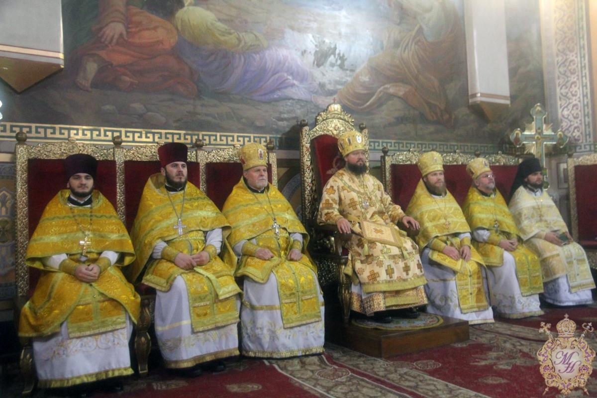 Воскресна літургія у Спасо-Преображенському кафедральному соборі: дияконська та священицька хіротонії!