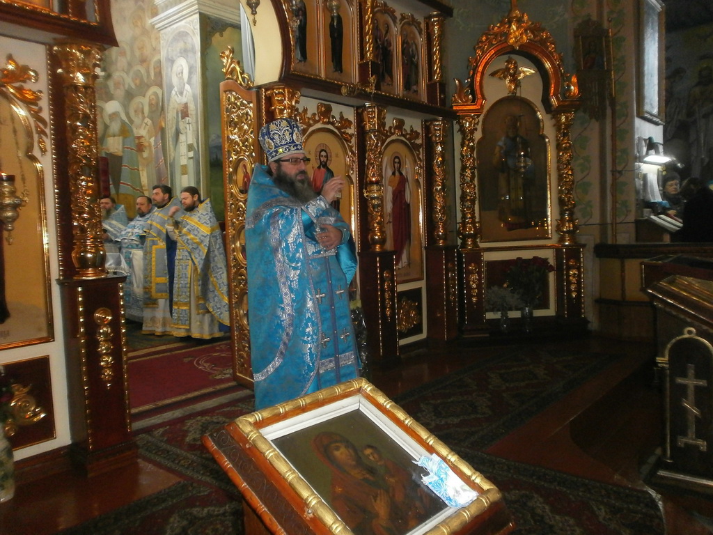 Різдвяний піст: загальна сповідь духовенства Бердичівського благочиння та соборна Божественна Літургія