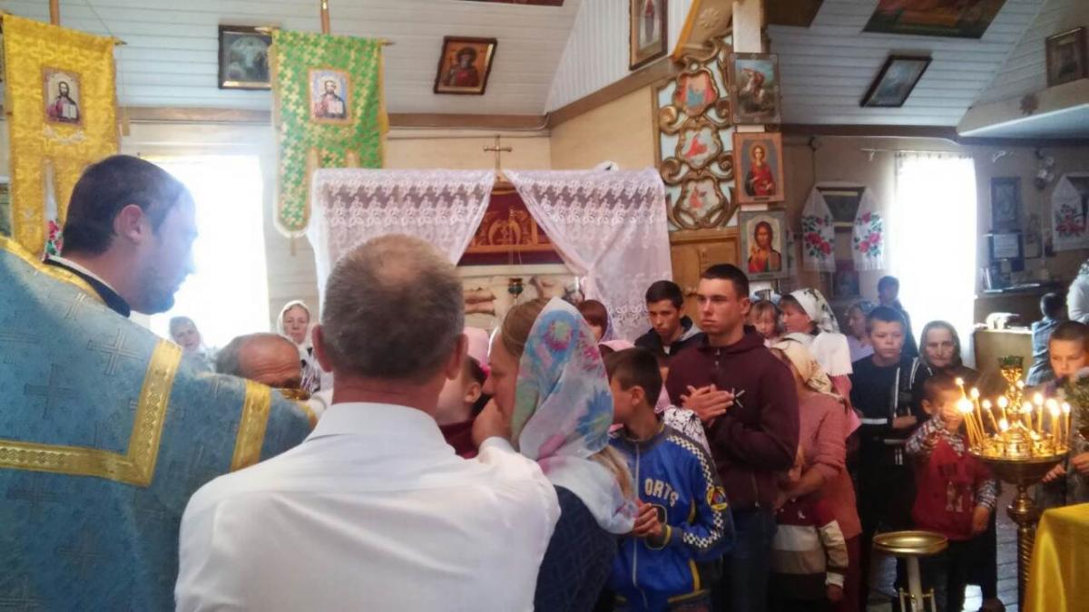 У селі Несолонь благословили дітей на навчальний рік!