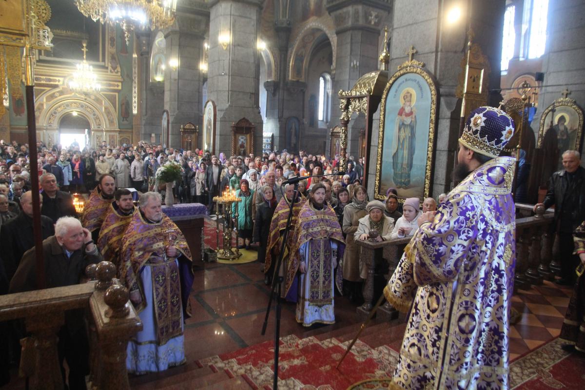 В день шанування преподобної Марії Єгипетської архієпископ Никодим звершив Божественну літургію у Спасо-Преображенському кафедральному соборі