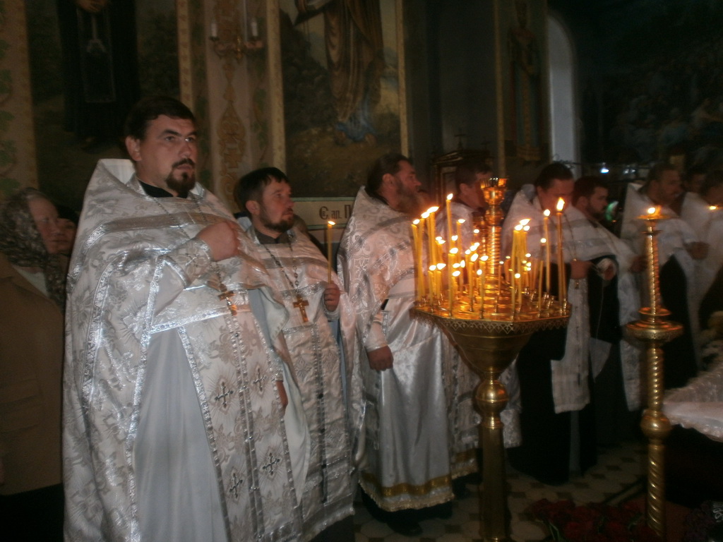 Заупокійна Божественна Літургія та Чин відспівування новопреставленого протоієрея Димитрія Крушеницького