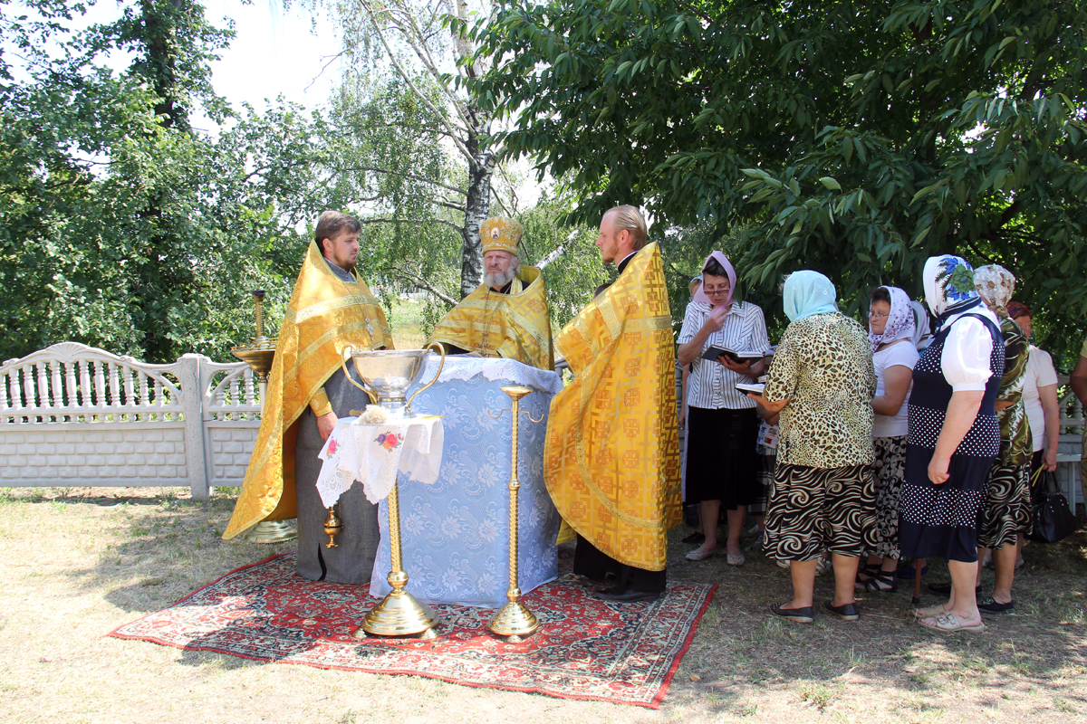 Визначна подія у духовному житті с. Нехворощ