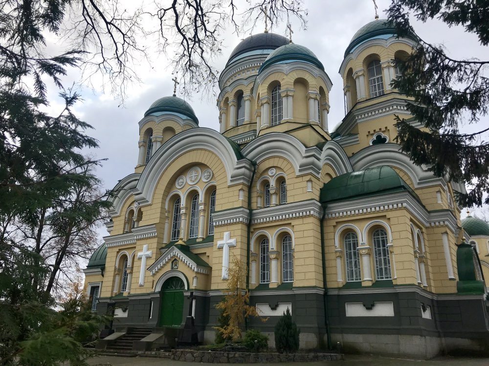 Митрополит Никодим взяв участь у літургії в Городницькому монастирі!