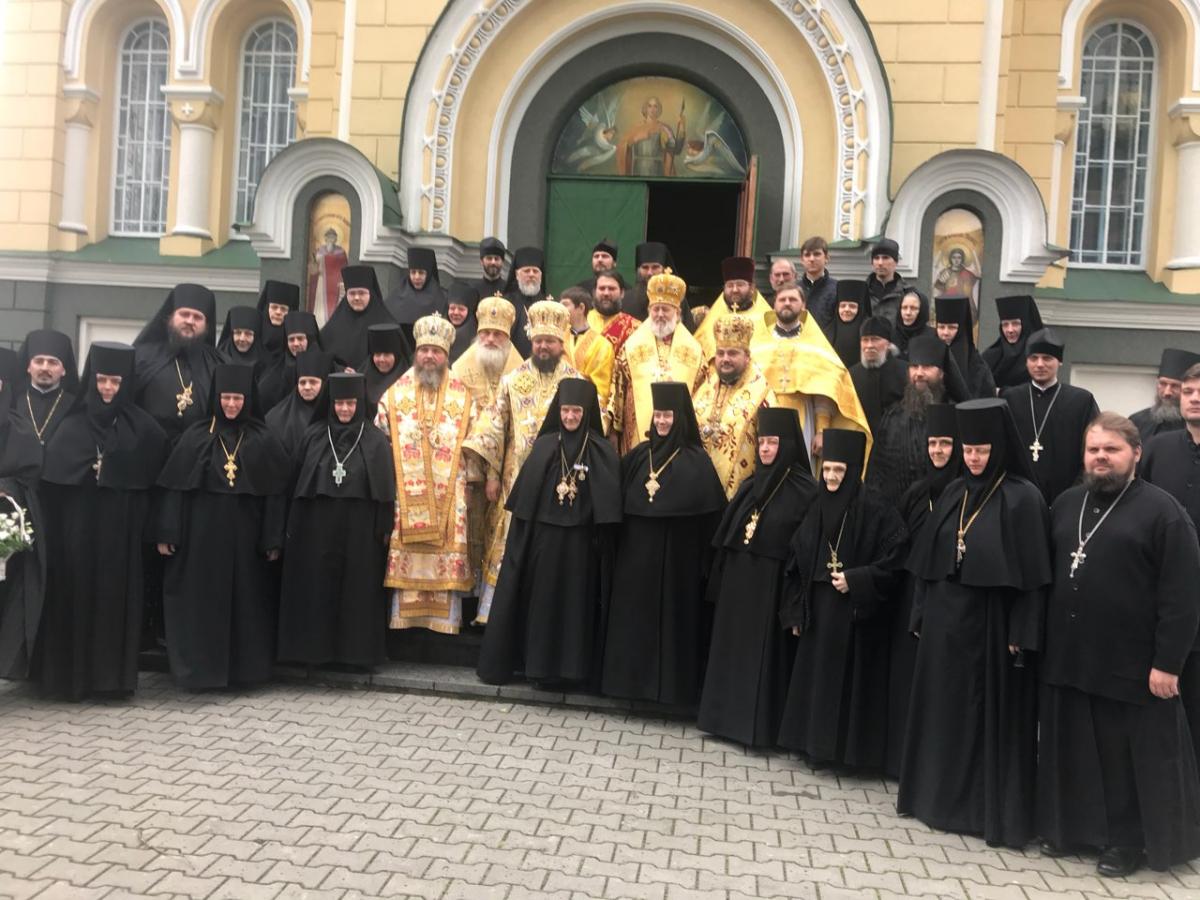 Митрополит Никодим взяв участь у літургії в Городницькому монастирі!