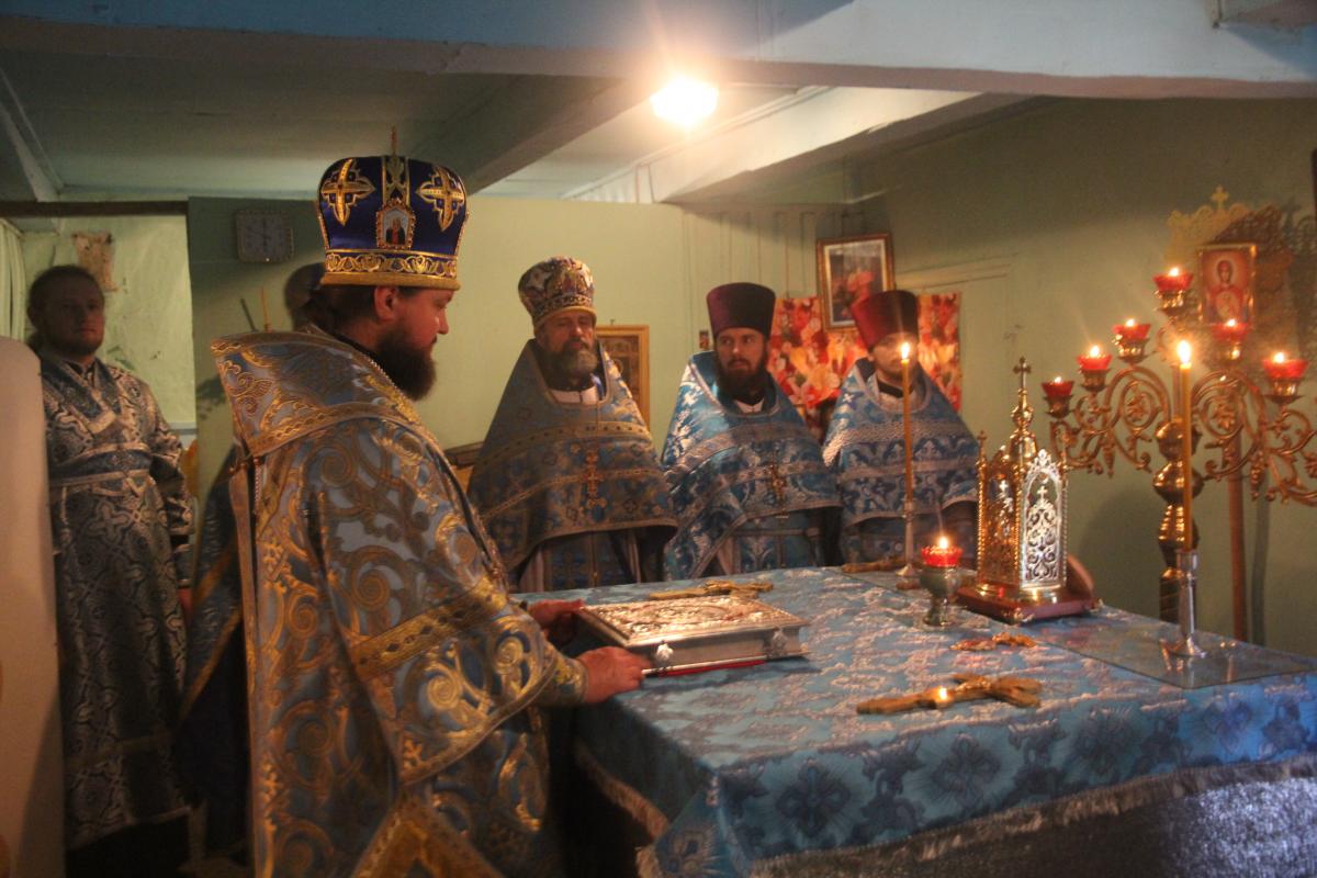 Архієпископ Никодим відвідав Коростишівське благочиння