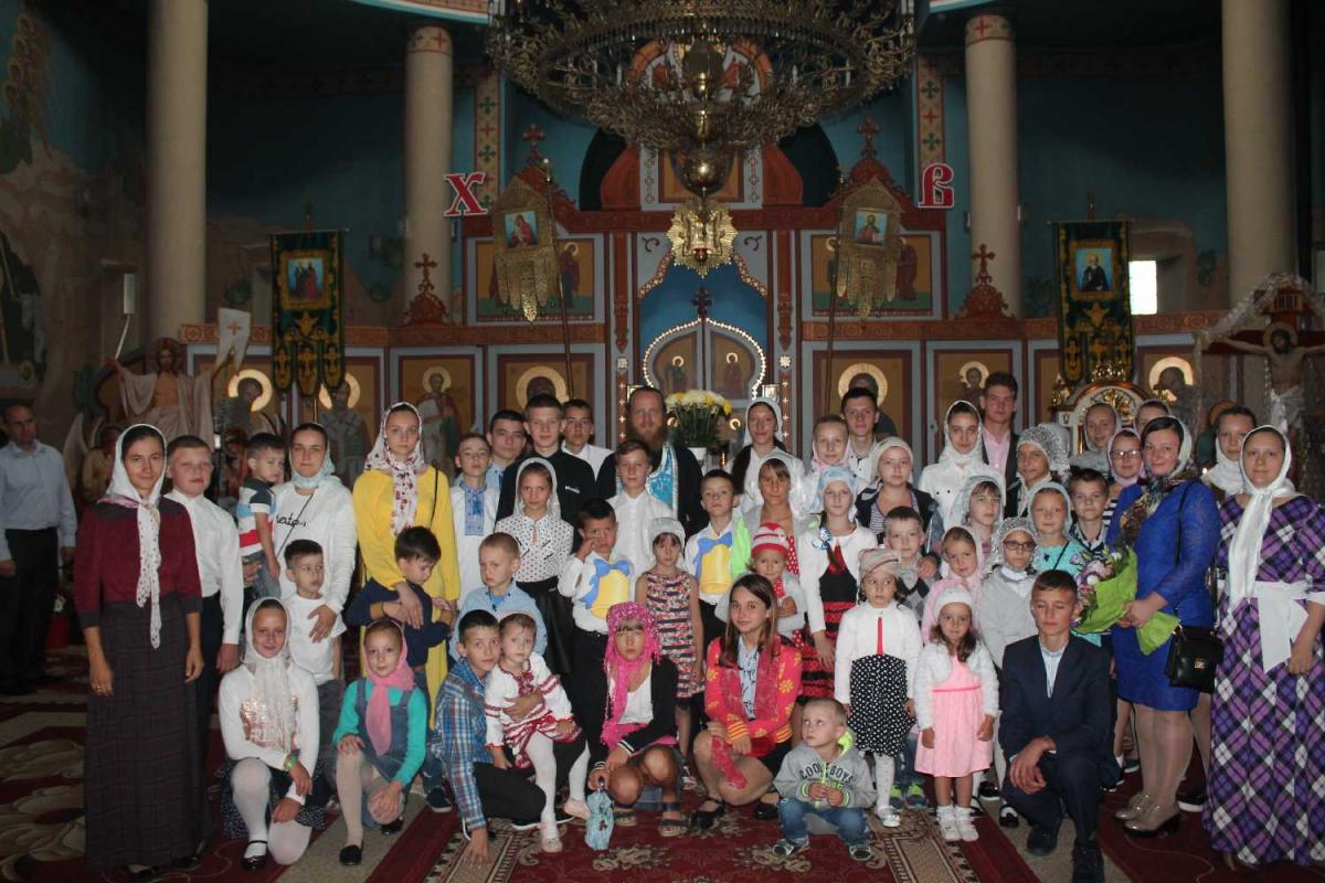 ПЕРШИЙ ДЗВОНИК В НОВОГУЙВИНСЬКІЙ ГІМНАЗІЇ!